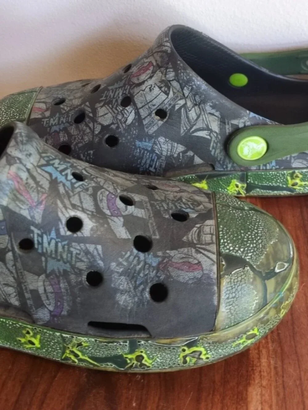 Crocs Teenage Mutant Ninja Turtle TMNT Clogs Sandals Youth Kids Size J3